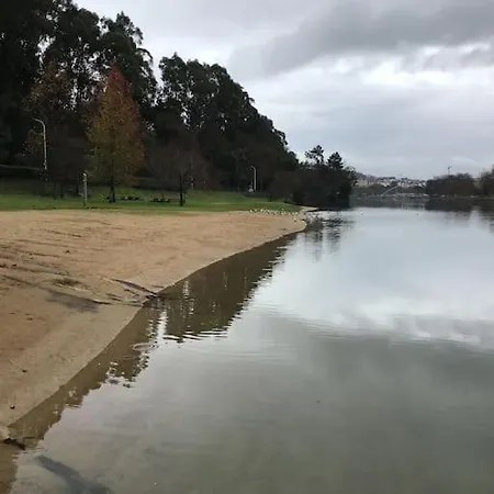 Lägenhet Lerez House Pontevedra